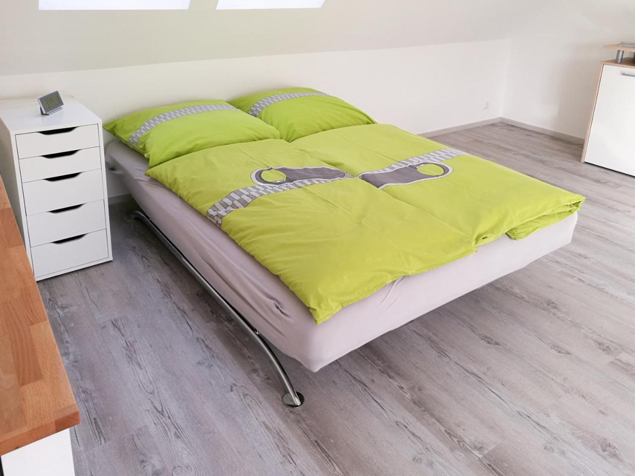 Ferienhaus Goermer Mit Wasserbett Schmolln  Luaran gambar